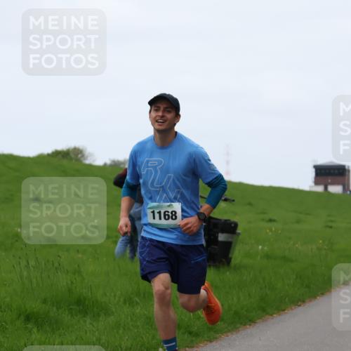 04.05.2025 - 8. Wedeler Halbmarathon Yannick Fuchs http://msf.ph/oto/7826071 04.05.2025 11:13:16 Laufen 1168 meine-sportfotos.de