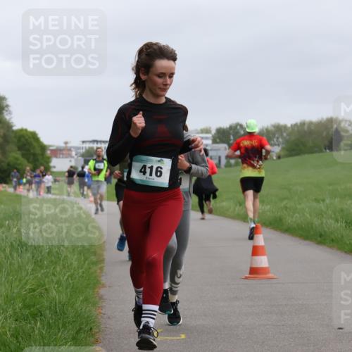 04.05.2025 - 8. Wedeler Halbmarathon Yannick Fuchs http://msf.ph/oto/7826102 04.05.2025 11:13:22 Laufen 416 meine-sportfotos.de