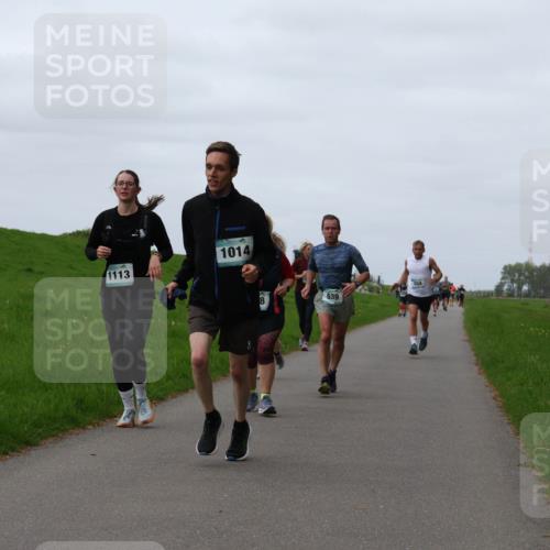 04.05.2025 - 8. Wedeler Halbmarathon Yannick Fuchs http://msf.ph/oto/7826156 04.05.2025 11:33:13 Laufen 1113, 1014, 8, 639, 558 meine-sportfotos.de