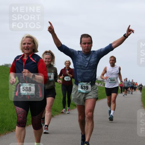04.05.2025 - 8. Wedeler Halbmarathon Yannick Fuchs http://msf.ph/oto/7826222 04.05.2025 11:33:15 Laufen 588, 668, 639, 558 meine-sportfotos.de