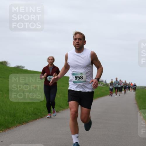 04.05.2025 - 8. Wedeler Halbmarathon Yannick Fuchs http://msf.ph/oto/7826278 04.05.2025 11:33:17 Laufen 66, 558 meine-sportfotos.de