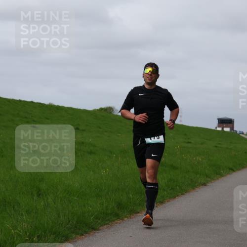 04.05.2025 - 8. Wedeler Halbmarathon Yannick Fuchs http://msf.ph/oto/7826286 04.05.2025 11:55:32 Laufen 179, 327 meine-sportfotos.de