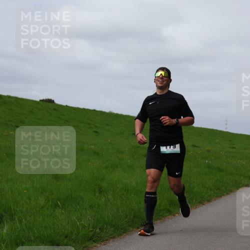 04.05.2025 - 8. Wedeler Halbmarathon Yannick Fuchs http://msf.ph/oto/7826299 04.05.2025 11:55:33 Laufen 179 meine-sportfotos.de