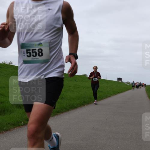 04.05.2025 - 8. Wedeler Halbmarathon Yannick Fuchs http://msf.ph/oto/7826334 04.05.2025 11:33:19 Laufen 558, 668 meine-sportfotos.de