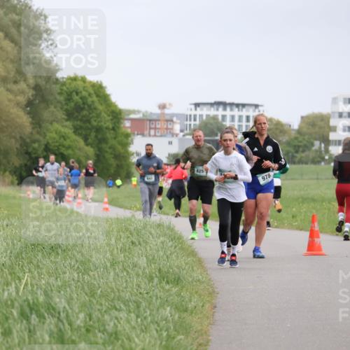 04.05.2025 - 8. Wedeler Halbmarathon Yannick Fuchs http://msf.ph/oto/7826362 04.05.2025 11:13:40 Laufen 643, 825, 978 meine-sportfotos.de