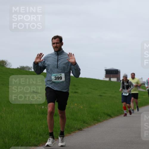 04.05.2025 - 8. Wedeler Halbmarathon Yannick Fuchs http://msf.ph/oto/7826409 04.05.2025 11:33:28 Laufen 399, 376, 1010 meine-sportfotos.de