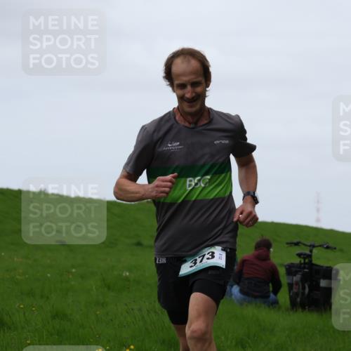 04.05.2025 - 8. Wedeler Halbmarathon Yannick Fuchs http://msf.ph/oto/7826469 04.05.2025 11:13:47 Laufen 23, 373 meine-sportfotos.de