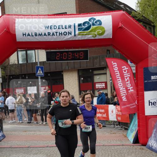04.05.2025 - 8. Wedeler Halbmarathon Felixshl http://msf.ph/oto/7826791 04.05.2025 12:03:47 Ziel 307, 396, 771 meine-sportfotos.de