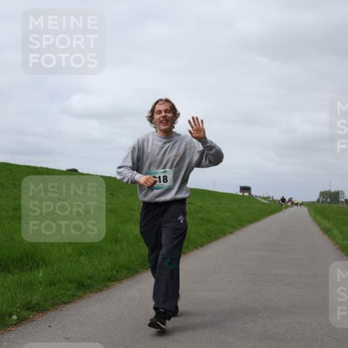 04.05.2025 - 8. Wedeler Halbmarathon Yannick Fuchs http://msf.ph/oto/7826798 04.05.2025 11:55:50 Laufen 18 meine-sportfotos.de