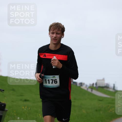 04.05.2025 - 8. Wedeler Halbmarathon Yannick Fuchs http://msf.ph/oto/7826812 04.05.2025 11:14:17 Laufen 1176 meine-sportfotos.de