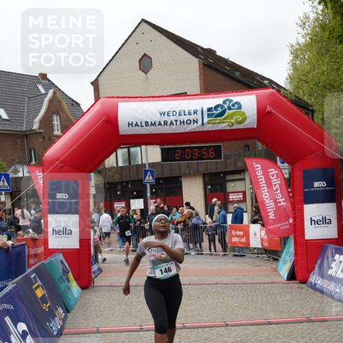 04.05.2025 - 8. Wedeler Halbmarathon Felixshl http://msf.ph/oto/7826884 04.05.2025 12:03:53 Ziel 146, 494, 926 meine-sportfotos.de