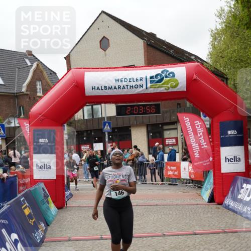 04.05.2025 - 8. Wedeler Halbmarathon Felixshl http://msf.ph/oto/7826895 04.05.2025 12:03:54 Ziel 146, 494, 926 meine-sportfotos.de