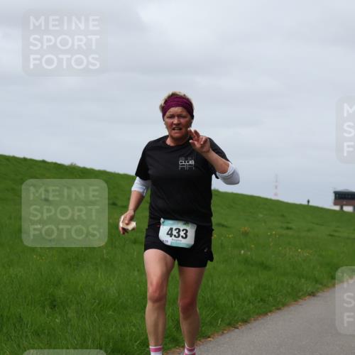 04.05.2025 - 8. Wedeler Halbmarathon Yannick Fuchs http://msf.ph/oto/7826935 04.05.2025 11:56:09 Laufen 433, 78 meine-sportfotos.de