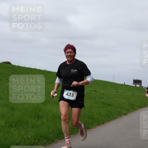 04.05.2025 - 8. Wedeler Halbmarathon Yannick Fuchs http://msf.ph/oto/7826945 04.05.2025 11:56:09 Laufen 433, 78 meine-sportfotos.de