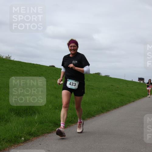 04.05.2025 - 8. Wedeler Halbmarathon Yannick Fuchs http://msf.ph/oto/7826970 04.05.2025 11:56:10 Laufen 433 meine-sportfotos.de