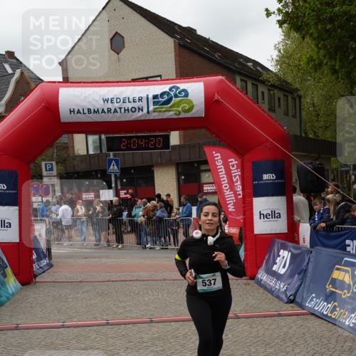 04.05.2025 - 8. Wedeler Halbmarathon Felixshl http://msf.ph/oto/7827098 04.05.2025 12:04:18 Ziel 537 meine-sportfotos.de
