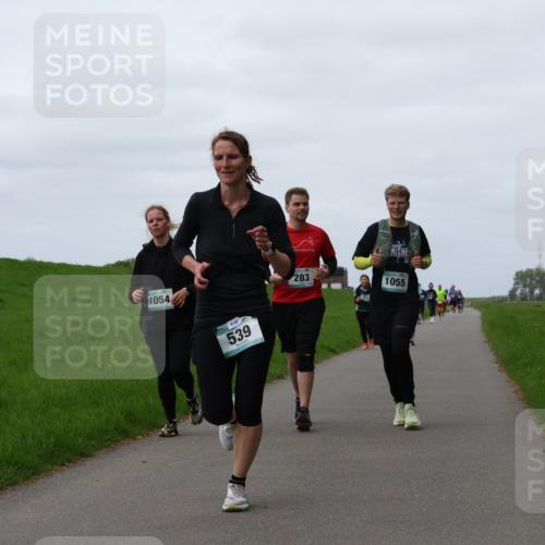 04.05.2025 - 8. Wedeler Halbmarathon Yannick Fuchs http://msf.ph/oto/7827108 04.05.2025 11:33:57 Laufen 1054, 539, 283, 1055 meine-sportfotos.de