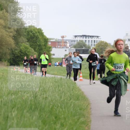 04.05.2025 - 8. Wedeler Halbmarathon Yannick Fuchs http://msf.ph/oto/7827222 04.05.2025 11:14:44 Laufen 483, 119, 1201, 1203 meine-sportfotos.de