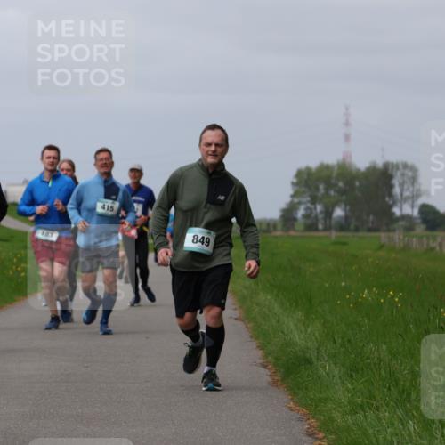 04.05.2025 - 8. Wedeler Halbmarathon Yannick Fuchs http://msf.ph/oto/7827231 04.05.2025 11:57:02 Laufen 183, 415, 849 meine-sportfotos.de