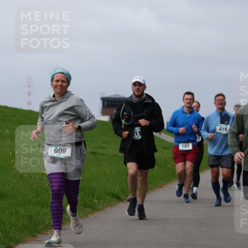 04.05.2025 - 8. Wedeler Halbmarathon Yannick Fuchs http://msf.ph/oto/7827247 04.05.2025 11:57:03 Laufen 909, 11, 183, 415, 849 meine-sportfotos.de