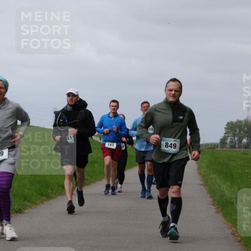 04.05.2025 - 8. Wedeler Halbmarathon Yannick Fuchs http://msf.ph/oto/7827263 04.05.2025 11:57:04 Laufen 909, 183, 5, 15, 849, 14 meine-sportfotos.de