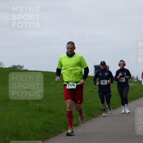 04.05.2025 - 8. Wedeler Halbmarathon Yannick Fuchs http://msf.ph/oto/7827300 04.05.2025 11:34:15 Laufen 782, 1120, 458, 21 meine-sportfotos.de