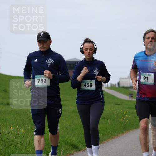 04.05.2025 - 8. Wedeler Halbmarathon Yannick Fuchs http://msf.ph/oto/7827336 04.05.2025 11:34:17 Laufen 124, 782, 458, 21 meine-sportfotos.de
