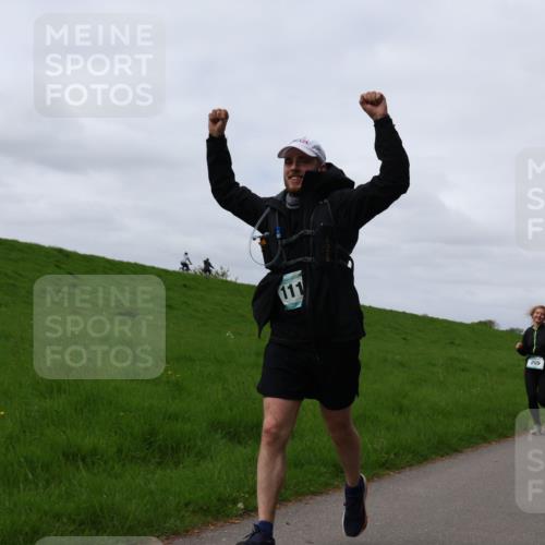 04.05.2025 - 8. Wedeler Halbmarathon Yannick Fuchs http://msf.ph/oto/7827353 04.05.2025 11:57:09 Laufen 111, 205, 183, 415 meine-sportfotos.de