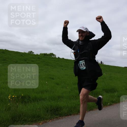 04.05.2025 - 8. Wedeler Halbmarathon Yannick Fuchs http://msf.ph/oto/7827375 04.05.2025 11:57:09 Laufen 111 meine-sportfotos.de