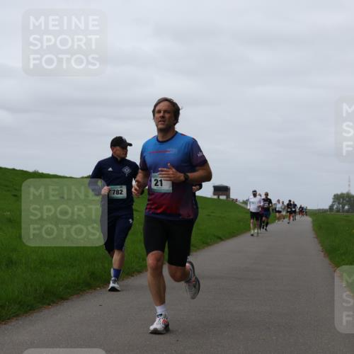 04.05.2025 - 8. Wedeler Halbmarathon Yannick Fuchs http://msf.ph/oto/7827387 04.05.2025 11:34:21 Laufen 782, 21 meine-sportfotos.de