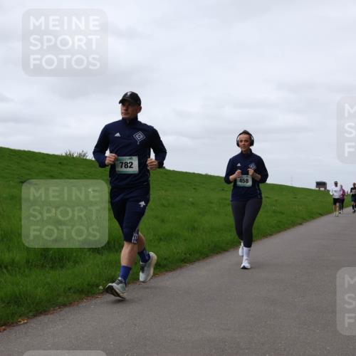 04.05.2025 - 8. Wedeler Halbmarathon Yannick Fuchs http://msf.ph/oto/7827424 04.05.2025 11:34:23 Laufen 782, 458 meine-sportfotos.de