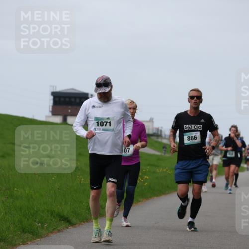 04.05.2025 - 8. Wedeler Halbmarathon Yannick Fuchs http://msf.ph/oto/7827439 04.05.2025 11:34:25 Laufen 1071, 117, 107, 866 meine-sportfotos.de