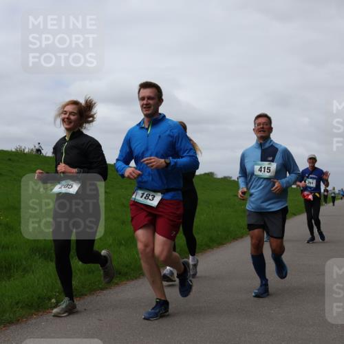 04.05.2025 - 8. Wedeler Halbmarathon Yannick Fuchs http://msf.ph/oto/7827447 04.05.2025 11:57:12 Laufen 205, 183, 415, 261 meine-sportfotos.de
