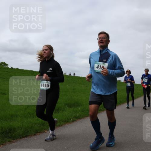 04.05.2025 - 8. Wedeler Halbmarathon Yannick Fuchs http://msf.ph/oto/7827486 04.05.2025 11:57:13 Laufen 415, 1115, 223, 261 meine-sportfotos.de