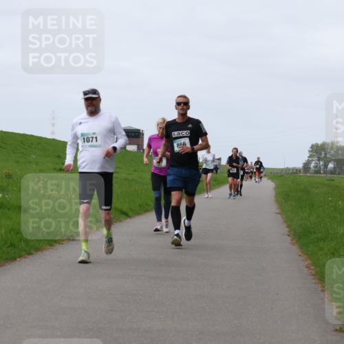 04.05.2025 - 8. Wedeler Halbmarathon Yannick Fuchs http://msf.ph/oto/7827493 04.05.2025 11:34:28 Laufen 1071, 866, 633 meine-sportfotos.de