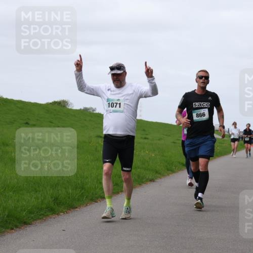 04.05.2025 - 8. Wedeler Halbmarathon Yannick Fuchs http://msf.ph/oto/7827521 04.05.2025 11:34:30 Laufen 1071, 866 meine-sportfotos.de