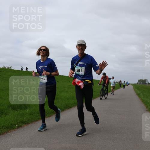 04.05.2025 - 8. Wedeler Halbmarathon Yannick Fuchs http://msf.ph/oto/7827525 04.05.2025 11:57:15 Laufen 223, 261 meine-sportfotos.de