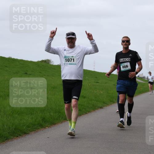 04.05.2025 - 8. Wedeler Halbmarathon Yannick Fuchs http://msf.ph/oto/7827536 04.05.2025 11:34:30 Laufen 1071, 117, 866 meine-sportfotos.de