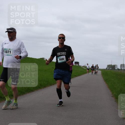 04.05.2025 - 8. Wedeler Halbmarathon Yannick Fuchs http://msf.ph/oto/7827594 04.05.2025 11:34:32 Laufen 1071, 867, 866 meine-sportfotos.de