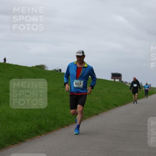 04.05.2025 - 8. Wedeler Halbmarathon Yannick Fuchs http://msf.ph/oto/7827923 04.05.2025 11:57:57 Laufen 517 meine-sportfotos.de