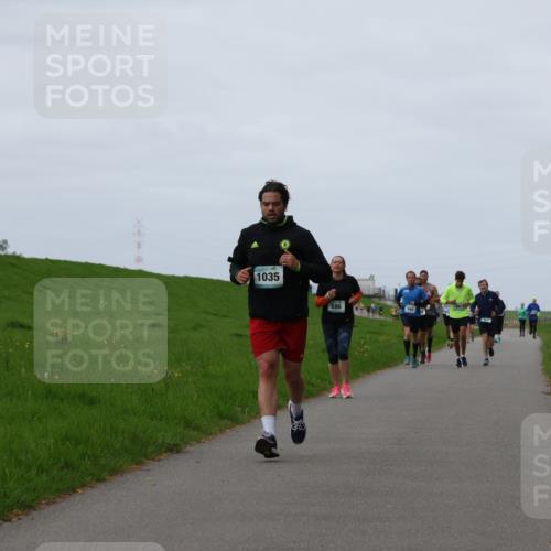 04.05.2025 - 8. Wedeler Halbmarathon Yannick Fuchs http://msf.ph/oto/7828074 04.05.2025 11:34:56 Laufen 1035, 586 meine-sportfotos.de