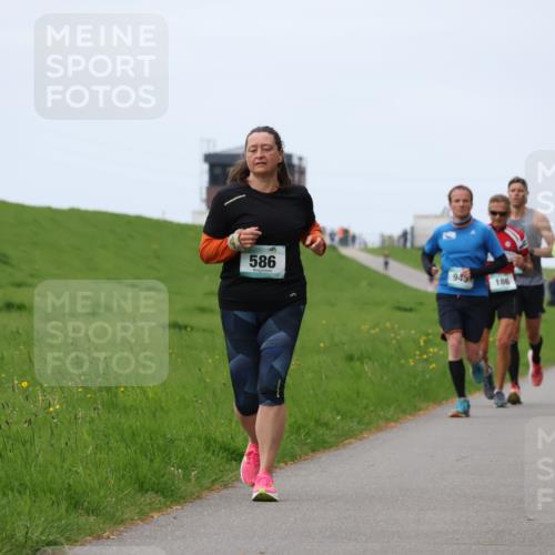 04.05.2025 - 8. Wedeler Halbmarathon Yannick Fuchs http://msf.ph/oto/7828144 04.05.2025 11:35:00 Laufen 586, 949, 186, 982, 51 meine-sportfotos.de