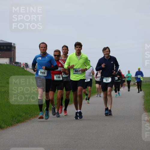 04.05.2025 - 8. Wedeler Halbmarathon Yannick Fuchs http://msf.ph/oto/7828186 04.05.2025 11:35:02 Laufen 586, 945, 85, 186, 982, 855, 51 meine-sportfotos.de