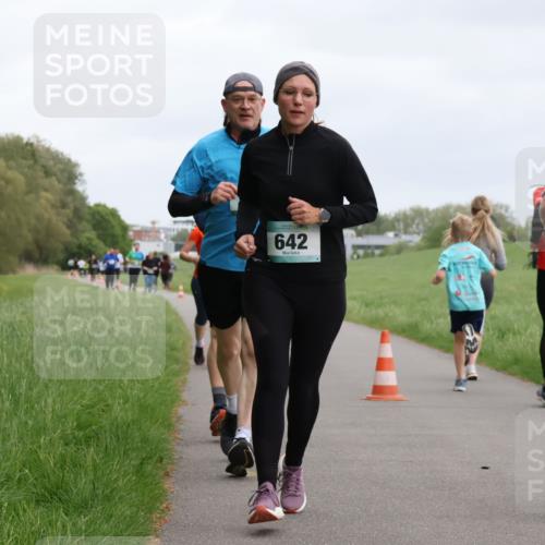 04.05.2025 - 8. Wedeler Halbmarathon Yannick Fuchs http://msf.ph/oto/7828217 04.05.2025 11:15:49 Laufen 642 meine-sportfotos.de