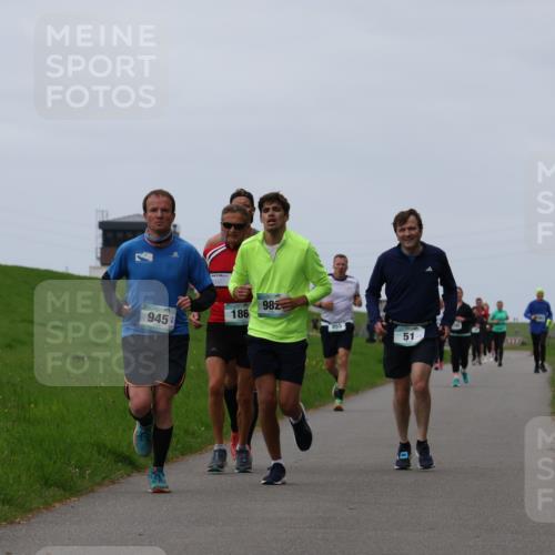 04.05.2025 - 8. Wedeler Halbmarathon Yannick Fuchs http://msf.ph/oto/7828238 04.05.2025 11:35:05 Laufen 982, 186, 945, 51 meine-sportfotos.de
