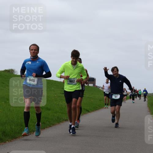 04.05.2025 - 8. Wedeler Halbmarathon Yannick Fuchs http://msf.ph/oto/7828302 04.05.2025 11:35:09 Laufen 945, 982, 51 meine-sportfotos.de