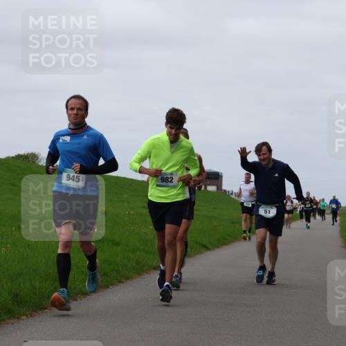 04.05.2025 - 8. Wedeler Halbmarathon Yannick Fuchs http://msf.ph/oto/7828305 04.05.2025 11:35:09 Laufen 982, 945, 51 meine-sportfotos.de