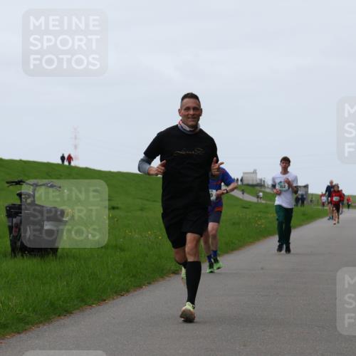 04.05.2025 - 8. Wedeler Halbmarathon Yannick Fuchs http://msf.ph/oto/7828360 04.05.2025 11:16:00 Laufen 352 meine-sportfotos.de