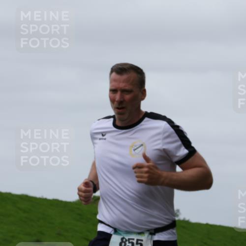 04.05.2025 - 8. Wedeler Halbmarathon Yannick Fuchs http://msf.ph/oto/7828448 04.05.2025 11:35:17 Laufen 855 meine-sportfotos.de