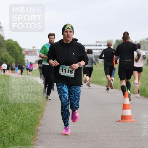 04.05.2025 - 8. Wedeler Halbmarathon Yannick Fuchs http://msf.ph/oto/7828501 04.05.2025 11:16:10 Laufen 1118, 158 meine-sportfotos.de